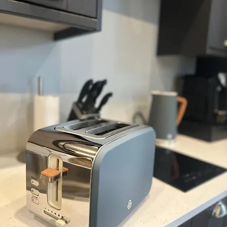 1 West End Boutique * Bowness-on-Windermere