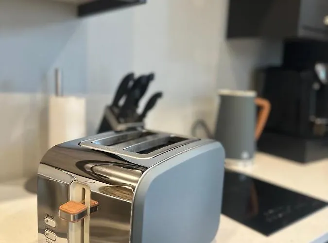 1 West End Boutique * Bowness-on-Windermere